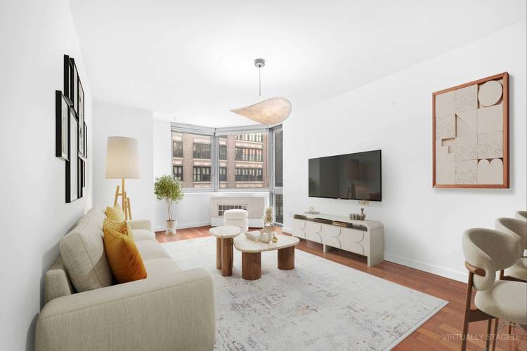 Welcome to Residence 6D at 121 East 23rd Street, offering over 1, 110 square feet of thoughtfully designed living space in the heart of Flatiron.