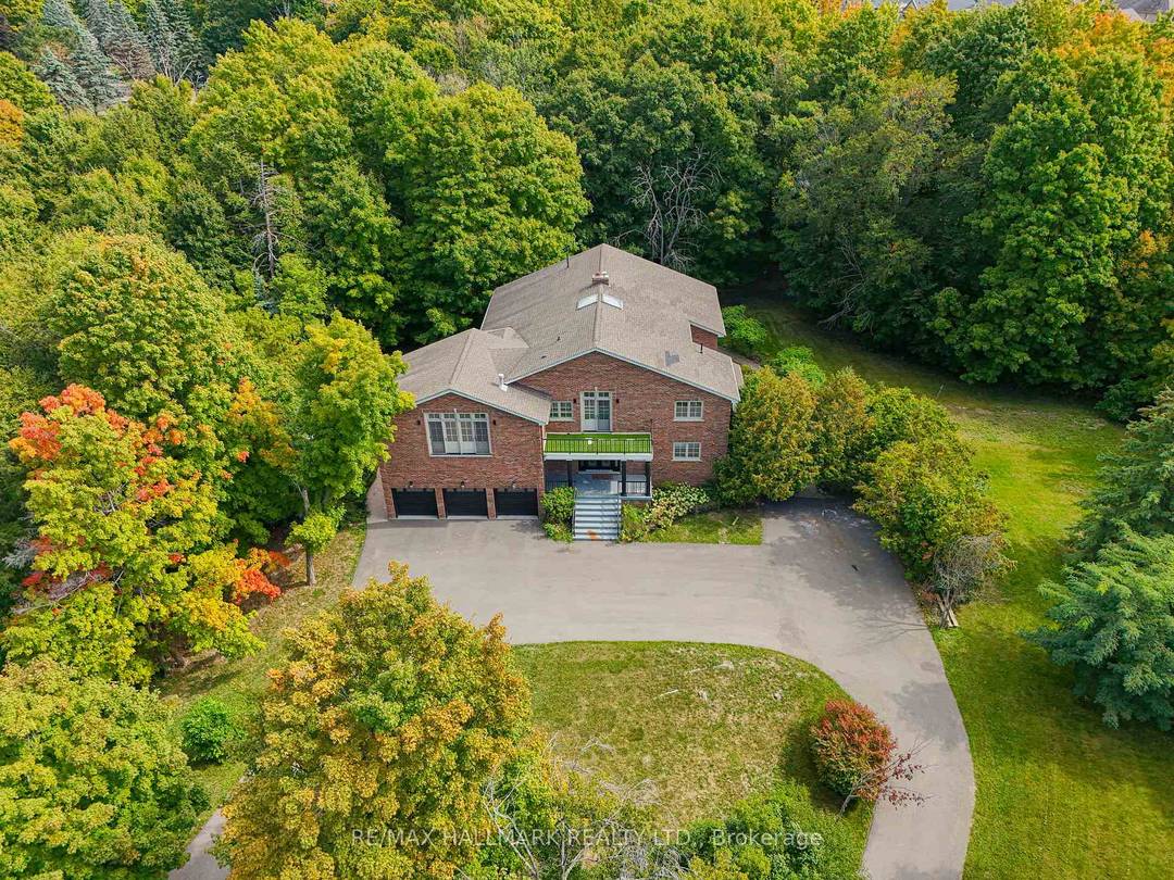 Wow Rare amp ; Breathtaking Luxury Estate Sitting On 2.