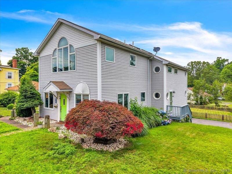 Welcome to Short Beach ! This spacious colonial is only a few houses from the beach.
