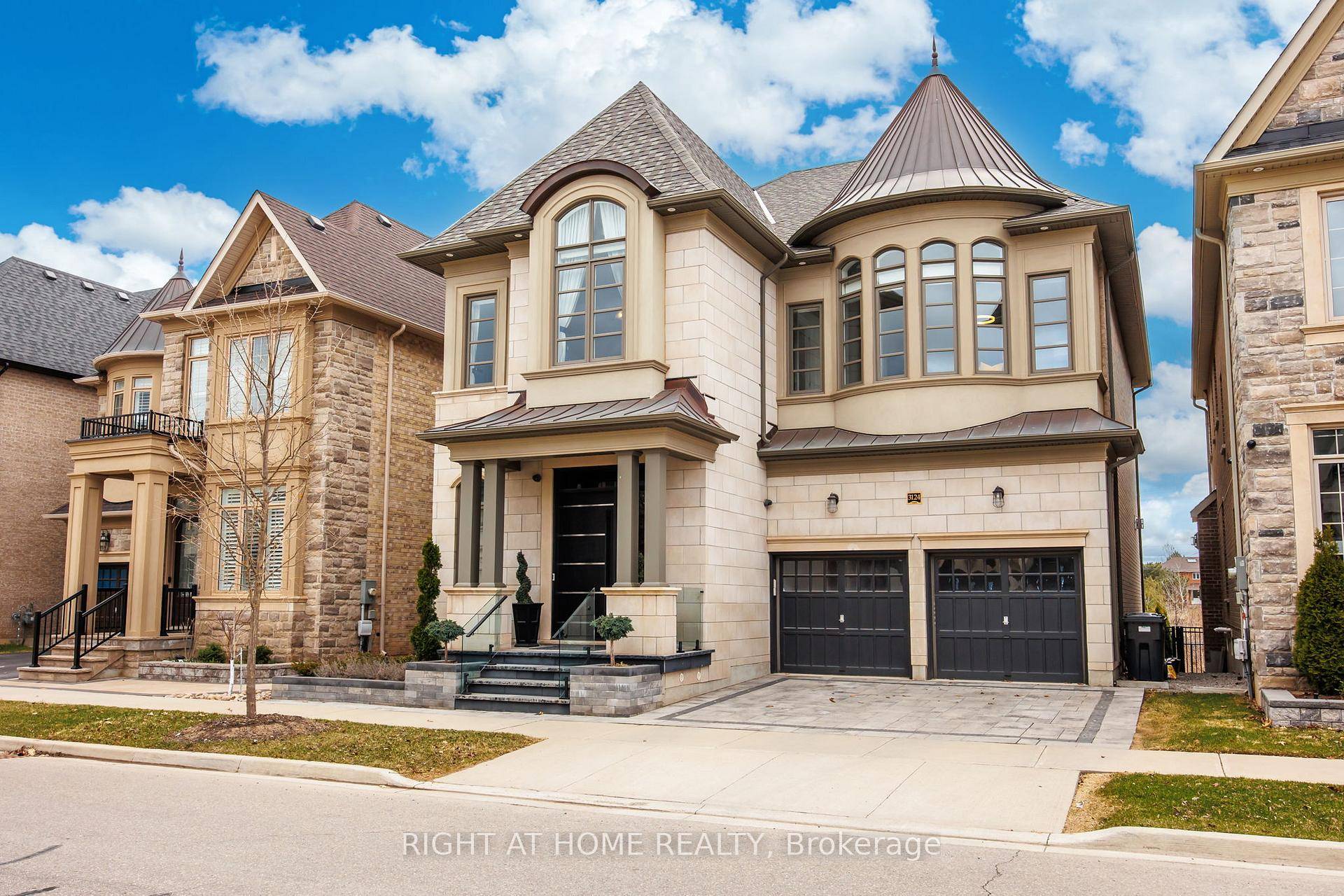 Welcome to this exquisite Fernbrook built Rockefeller Elevation B model in Oakville's prestigious Glenorchy community.