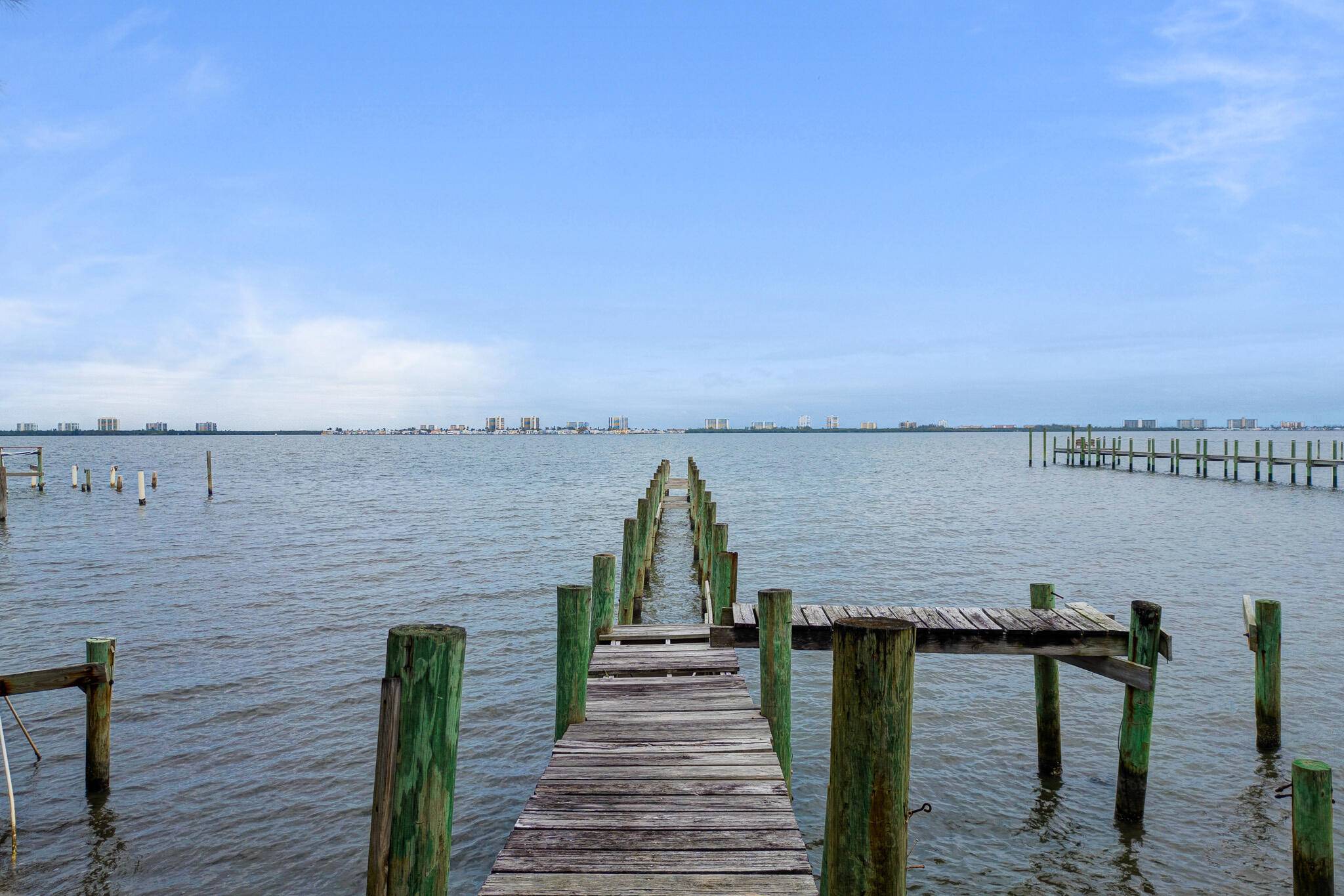 Discover 3. 12 acres of prime waterfront property along prestigious Indian River Drive, offering 131 feet of frontage on the stunning Intracoastal Waterway.