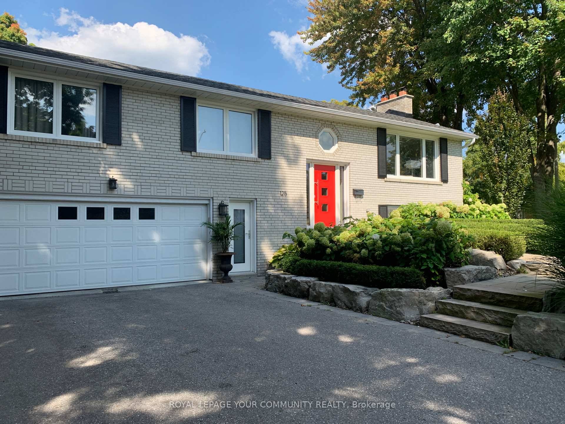 Well maintained 4 Point Entry 3 bedroom, 3 bathroom raised bungalow in the prestigious Mill Pond area.