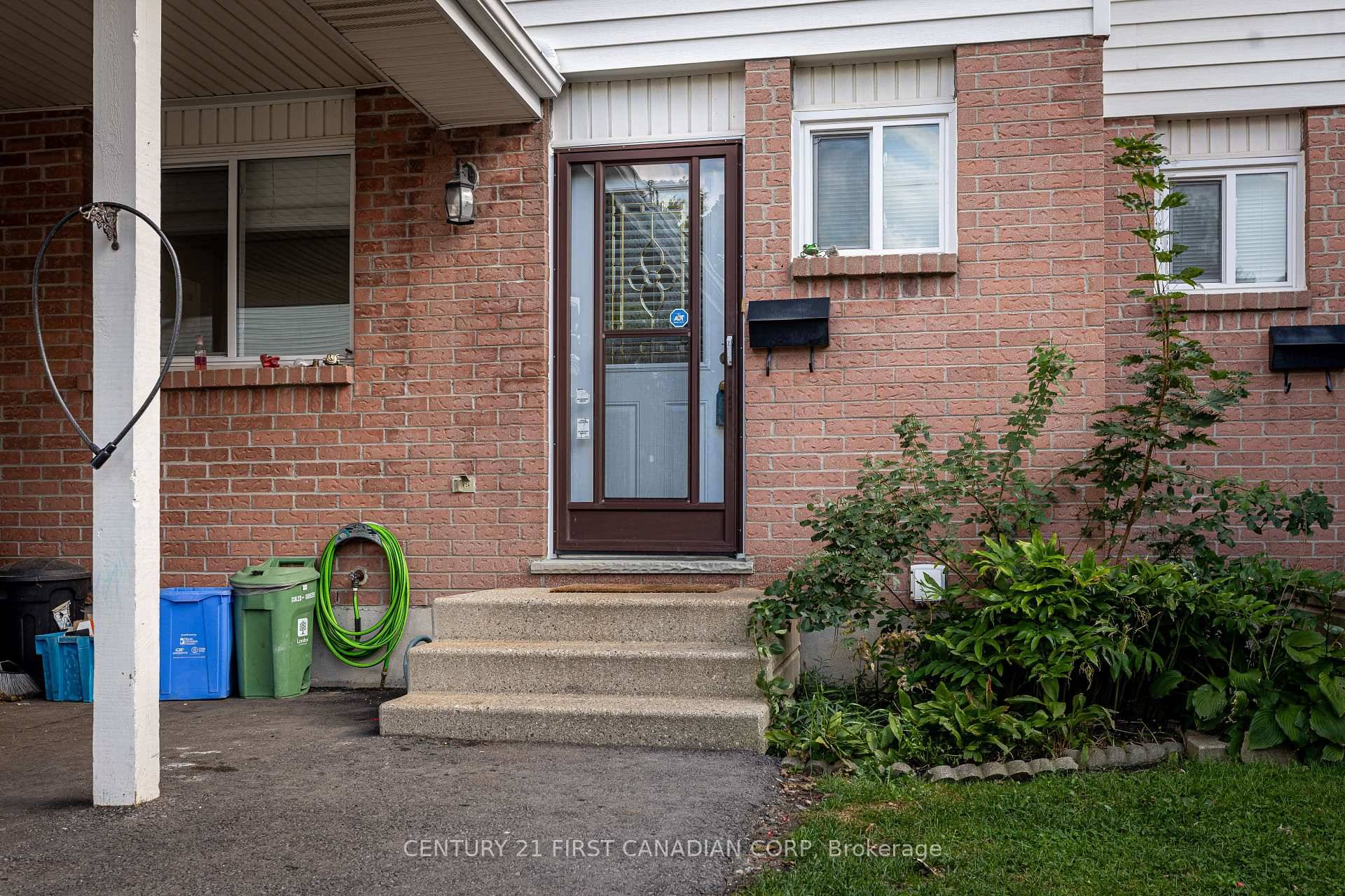 Welcome to Unit 54 at 1318 Highbury Ave !