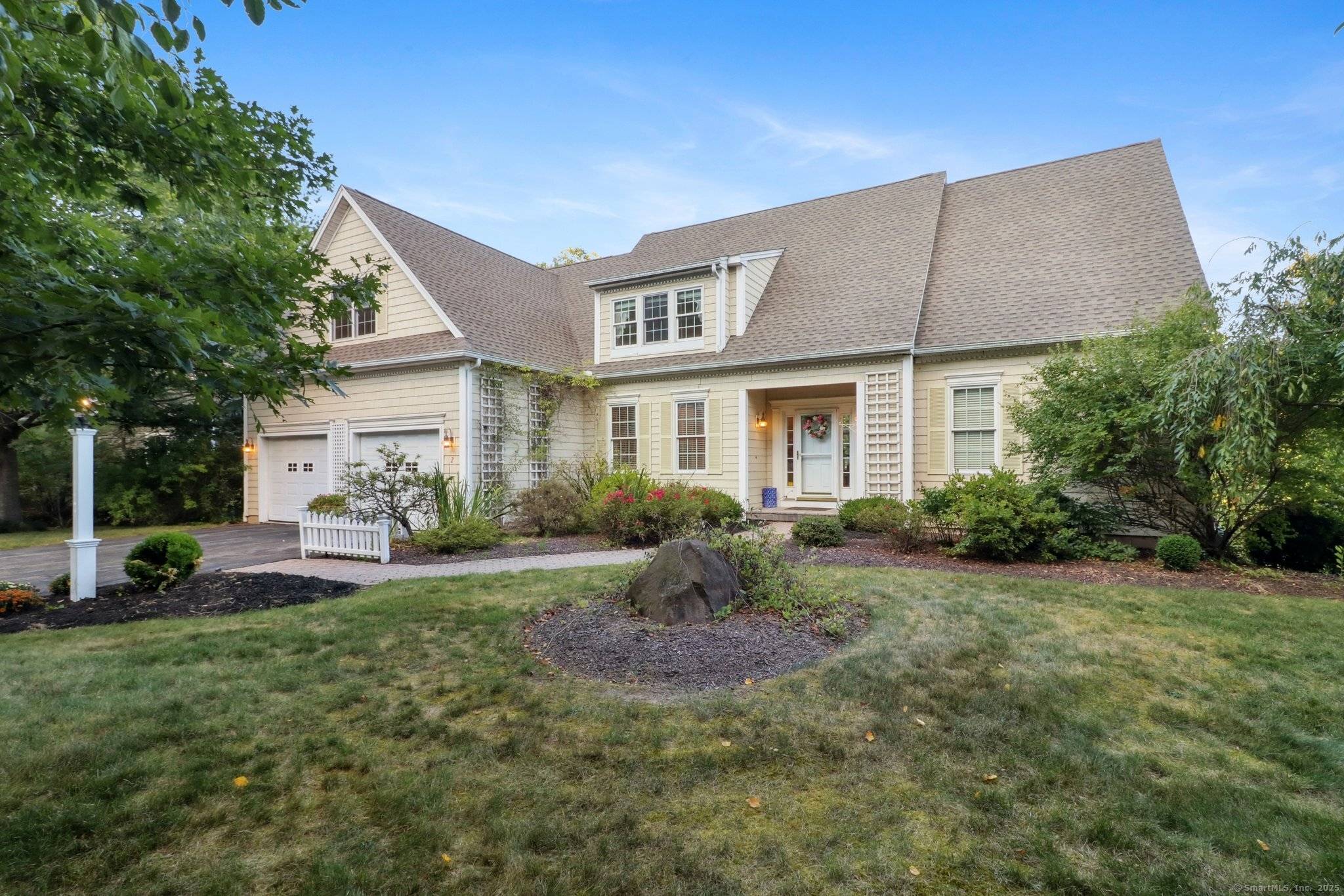 Location Location Location, the most desirable single family detached home in an upscale condo complex near Avon Old Farms School and the The Farmington Polo Grounds.