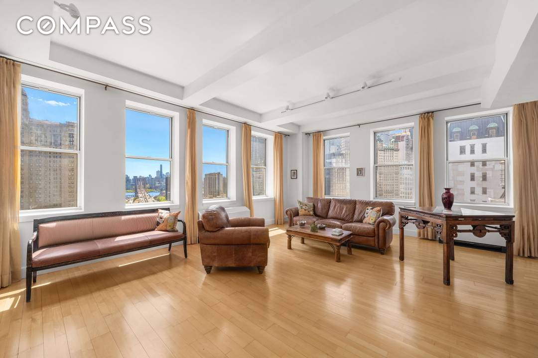 TriBeCa 2br Flex 3 bedroom full service condo loft in the heart of everything.