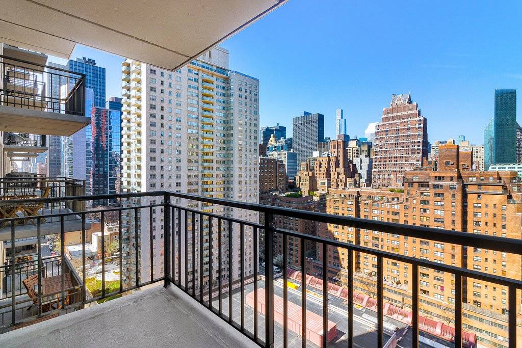 14th floor north facing 1 bedroom with private balcony amp ; brand new stainless steel kitchen appliances.
