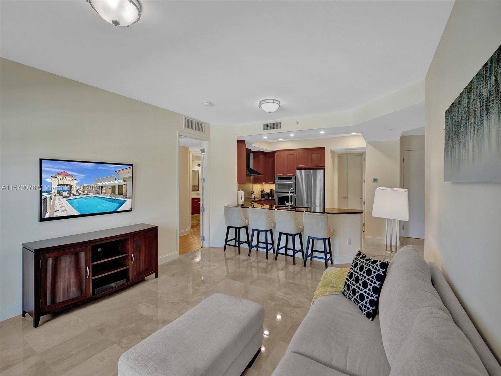 Stunning 2 2 bed, 2 bath condo in Fountain on Ocean Blvd, Fort Lauderdale, FL.