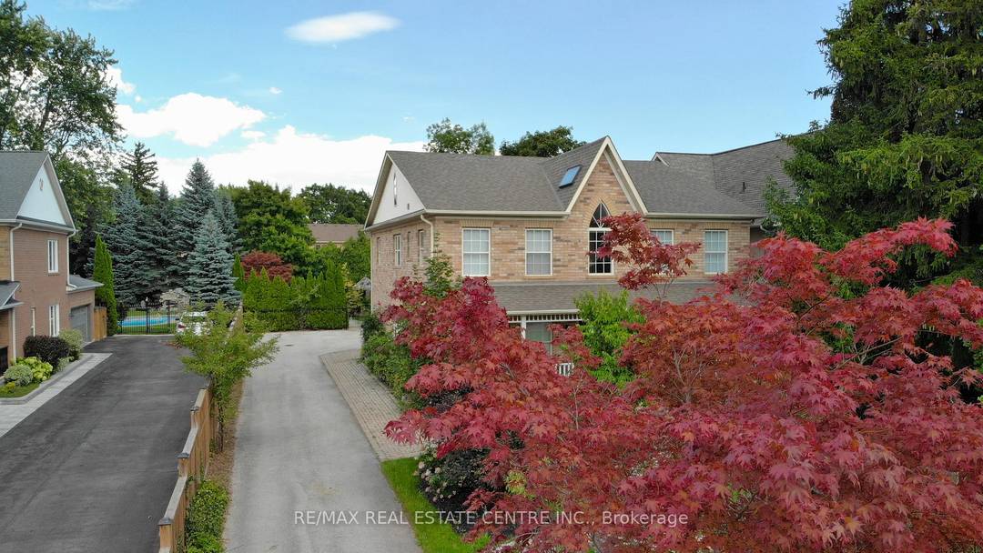 A Custom Built Valemont Home set on an impressive 230 ft premium lot in one of the areas most prestigious multi million dollar neighborhoods.