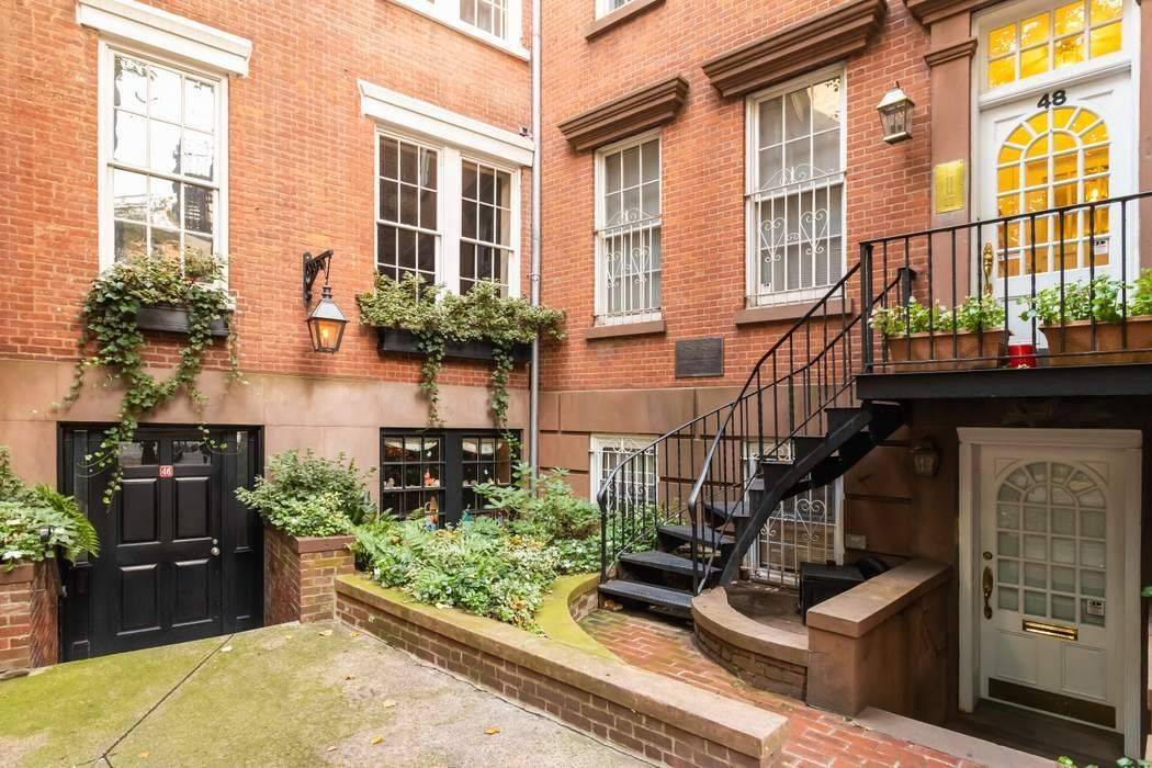 THE TREE HOUSE The top floor studio at 46 Commerce Street is on the prettiest block in the West Village ; flanked by the historic Cherry Lane Theatre and the ...