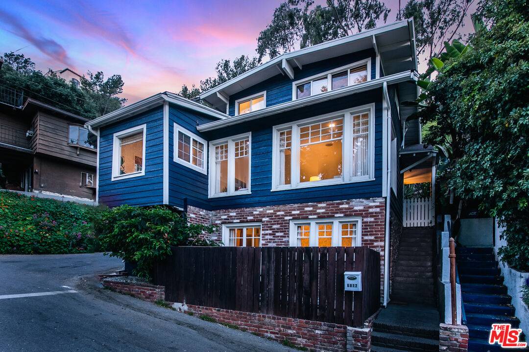 6817 Treasure Trl 2BR Hollywood Hills East La