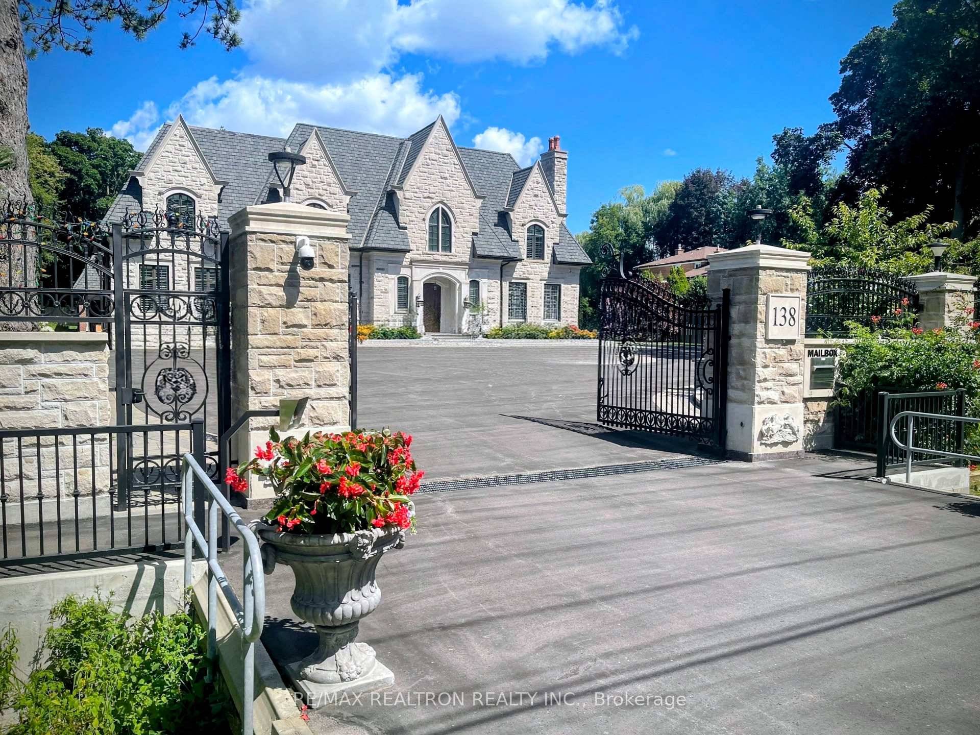 Architectural Splendour Beyond Compare !