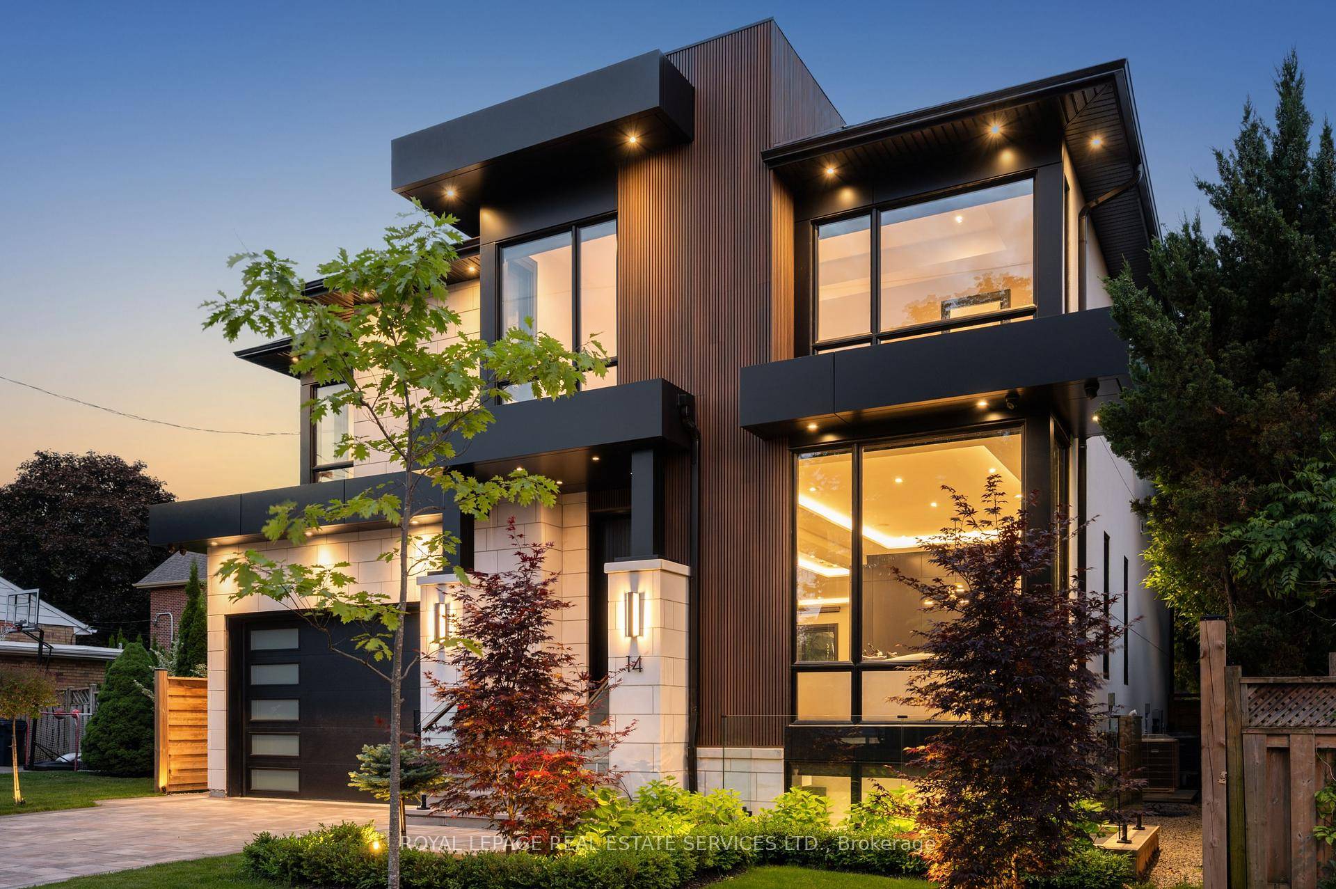 14 Cheshire Dr defines luxury at every turn.