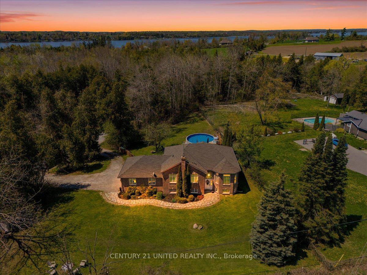 WOW ! Where to begin ? Located within 15 minutes to Peterborough, 3 minutes to Jones Beach Bridgenorth for public boat launch, on school bus routes amp ; 5 minutes ...