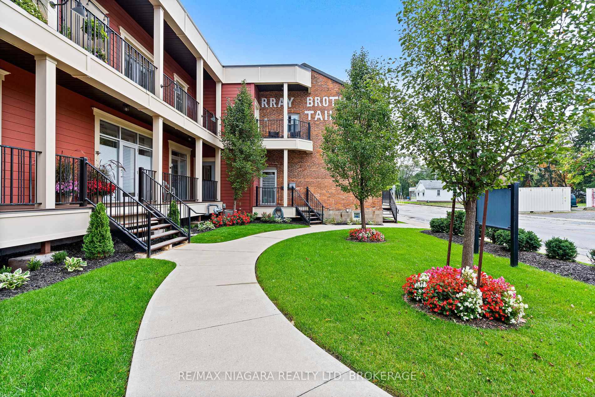 Welcome to the highly desirable Kaumeyer Place condos, in the charming, historic village of Chippawa !