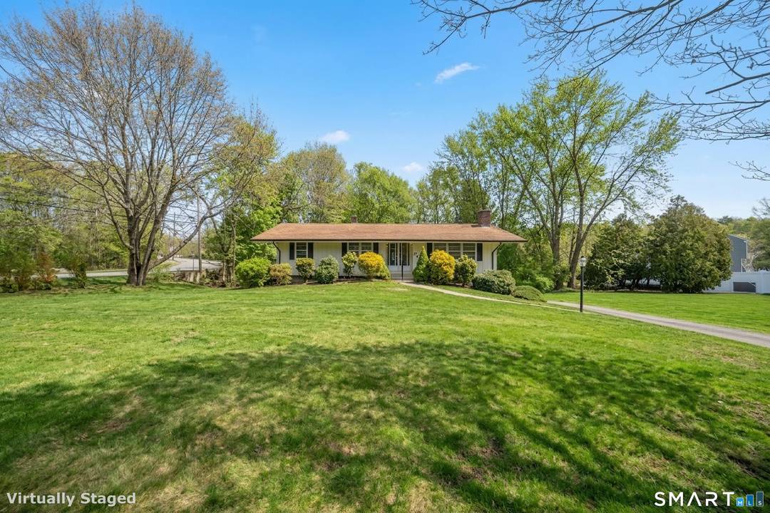 Welcome to 296 Valley Shores Drive.