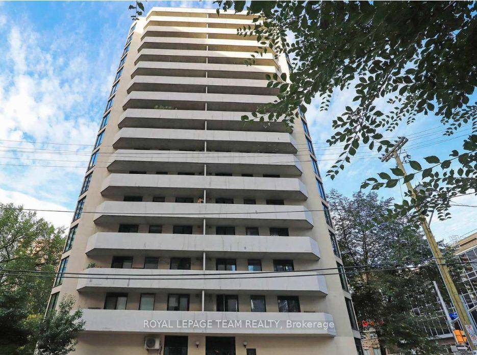 Welcome to The 200 Bay Street Condominiums, where convenience meets urban sophistication.