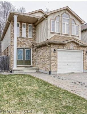 Welcome to this gorgeous two storey 4 bedroom, 3 bathroom family home located in the Fox Field subdivision.