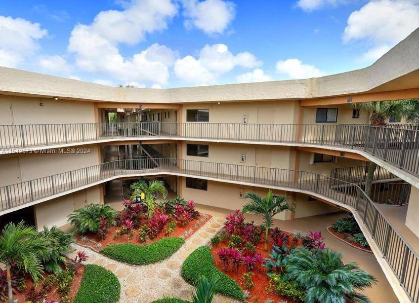 East Kendall Horizons East LIKE NO OTHER Totally Remodeled MOVE IN CONDITION, Corner unit with extra windows in master and 2nd bedroom for brightness, Upgrades include A C system replaced ...