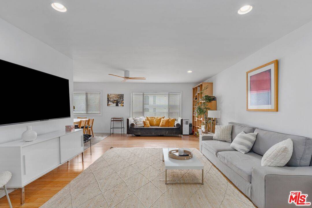 2002   4th St 1BR Santa Monica La