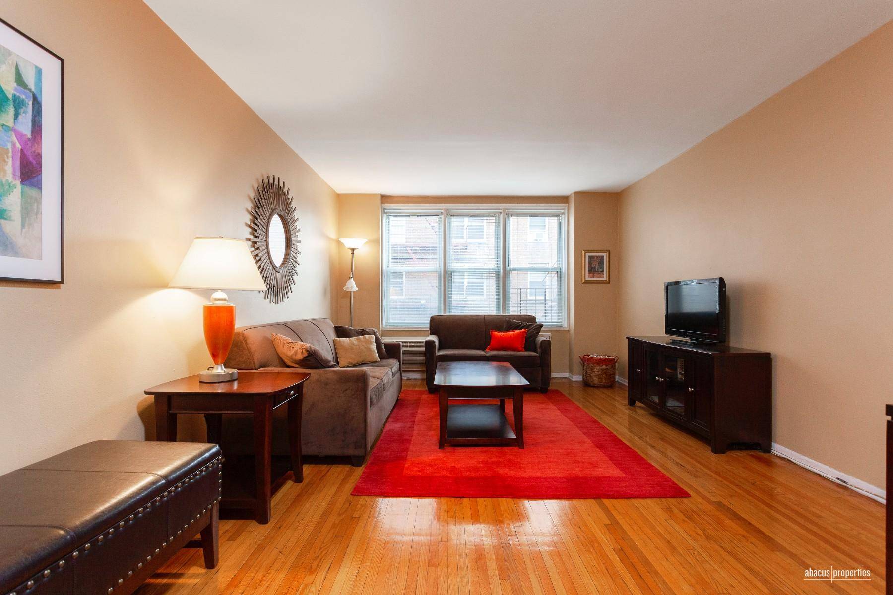 Welcome to 400 E 17th St.