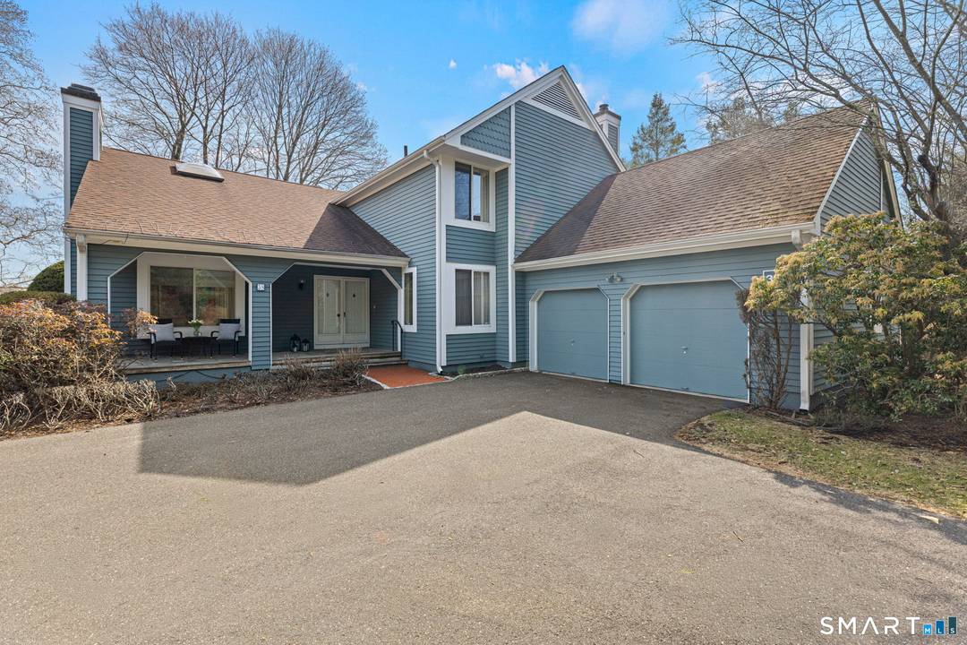 Nestled in the coveted Westover neighborhood of Stamford, this beautifully appointed single family residence in the prestigious Doral Farm association offers an exceptional blend of privacy and low maintenance living.