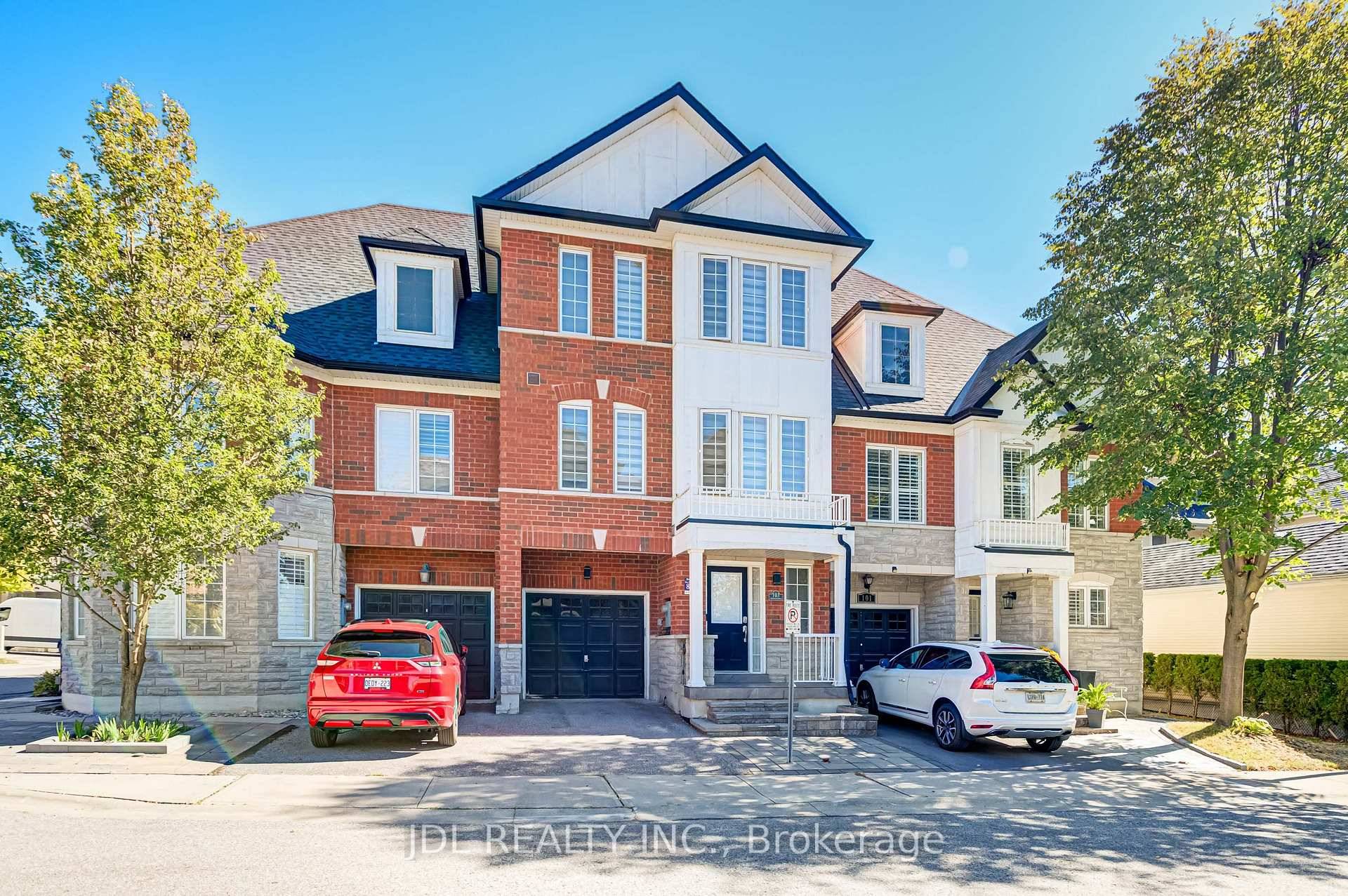 Prime Location. GreenPark Townhome At A Private Courtyard In High Demand Berczy Community Top Ranked School Zone Pierre E.