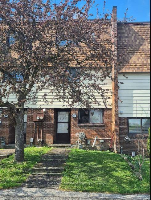 Welcome to 180 Mississauga Valley Blvd 184, a spacious and versatile 4 1 bedroom townhome in the heart of Mississauga !