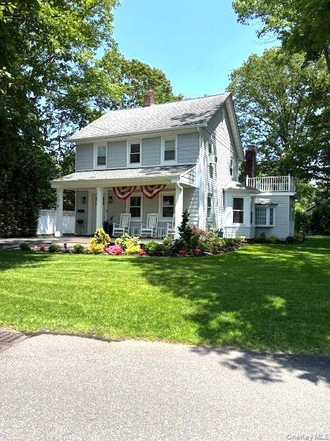 Welcome home to this magnificent 3 bedroom, 2 bathroom residence, where classic elegance meets everyday functionality.