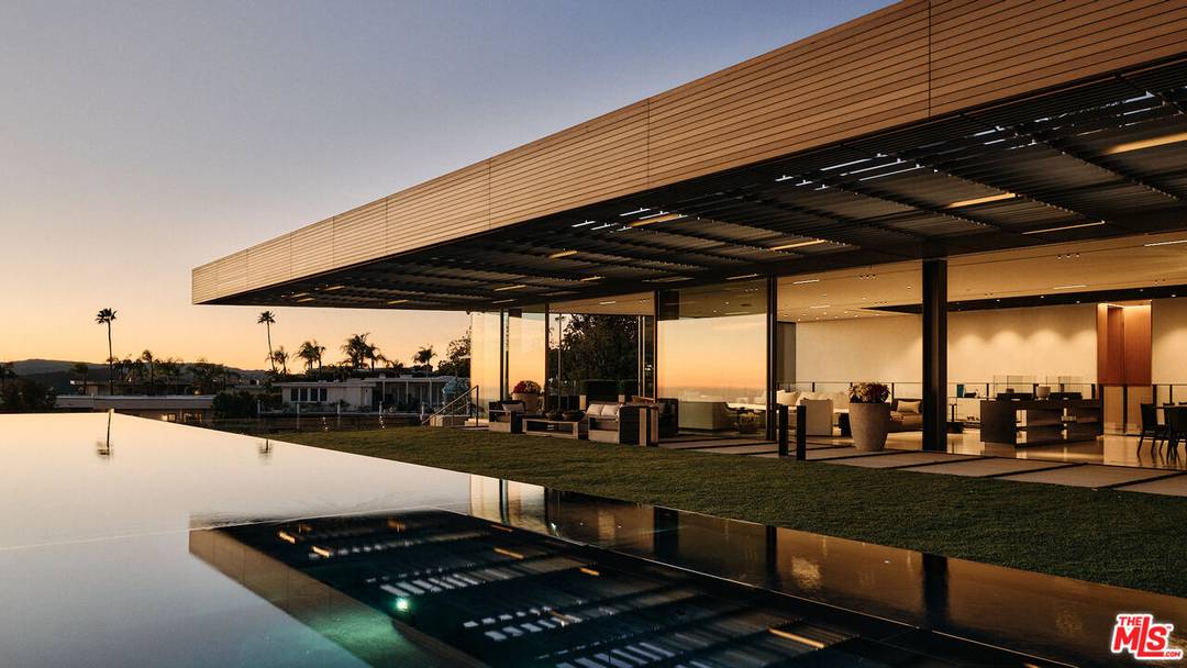 9344 Nightingale Dr 6BR Sunset Strip La