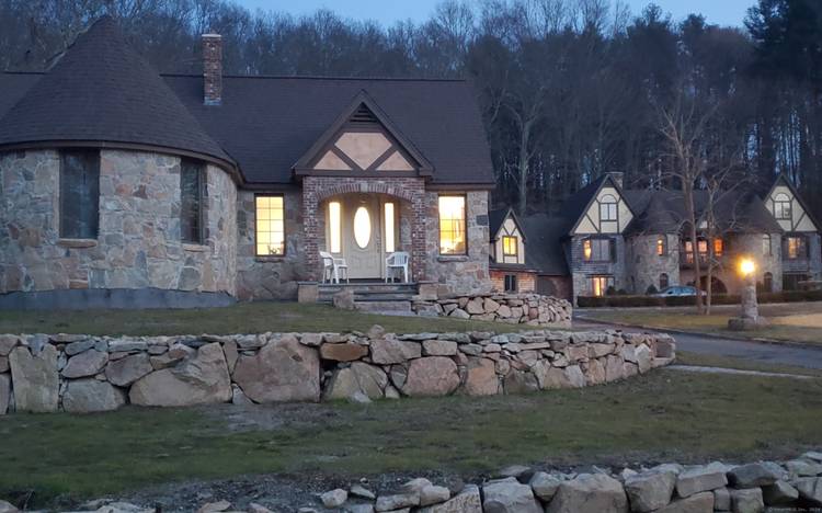 A few remaining time slots at this Storybook cottage in quaint Old Mystic, CT.