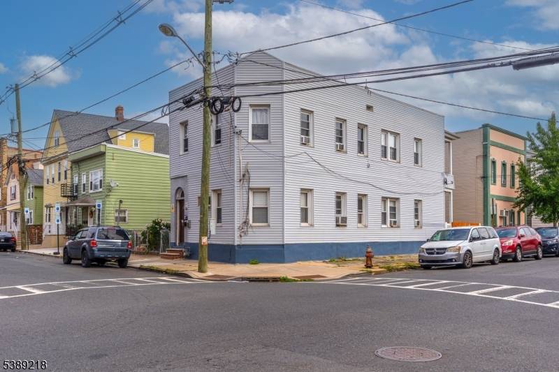 Beautifully maintained, income generating 2 family home with a bonus unit in the highly desirable Peterstown section !