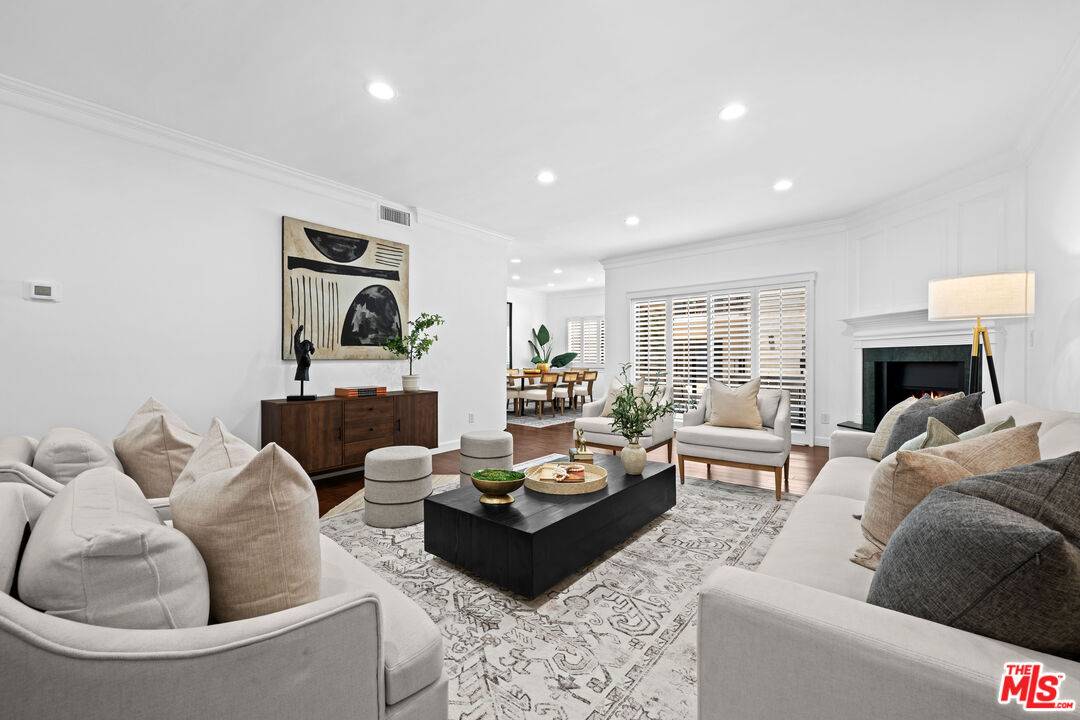 11928   Kiowa Ave 3BR Brentwood La