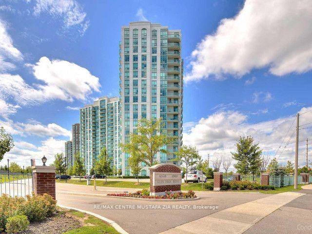 Spacious And Charming Executive Corner Suite At The Prestigious Papillon Place Condos In Sought After Central Erin Mills !
