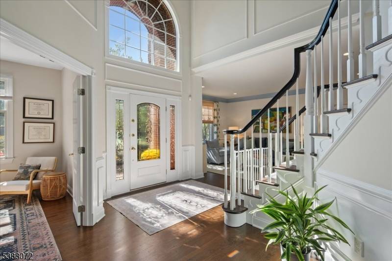 Montgomery Township luxury Colonial in Grayson Estates with 4BR, 3.