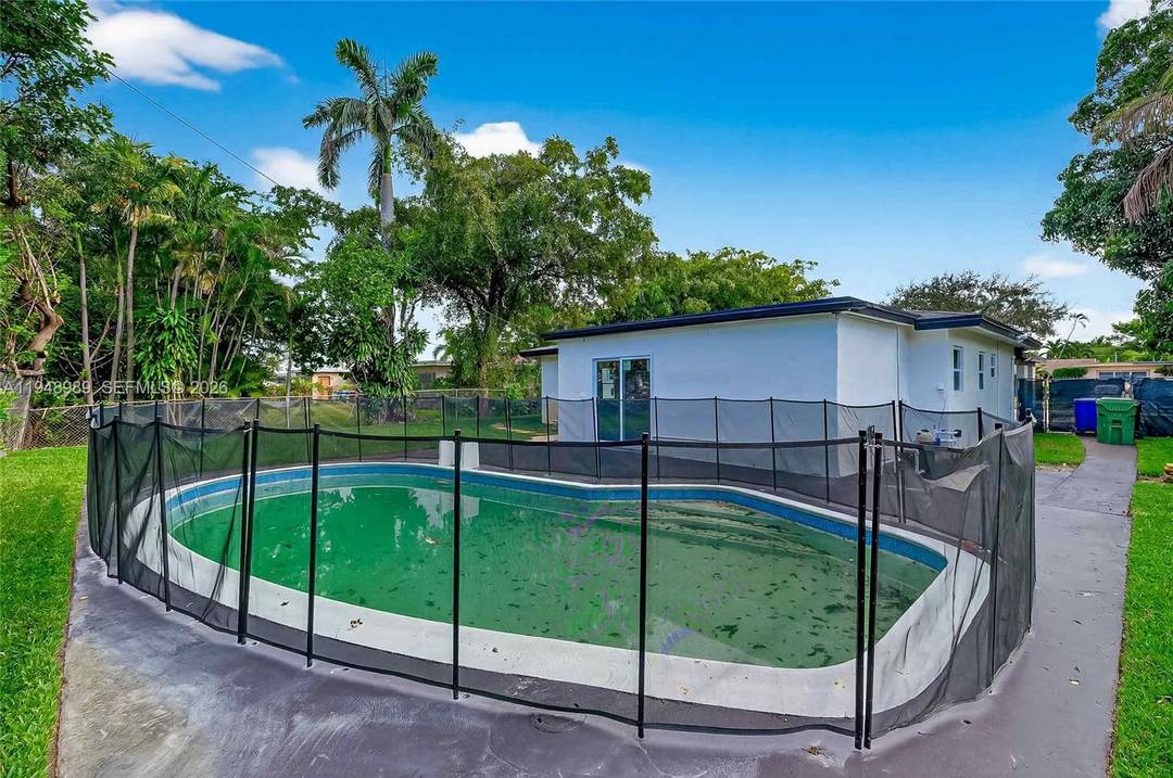 Beautifully remodeled 3 bedroom, 2 bath home with a sparkling pool !