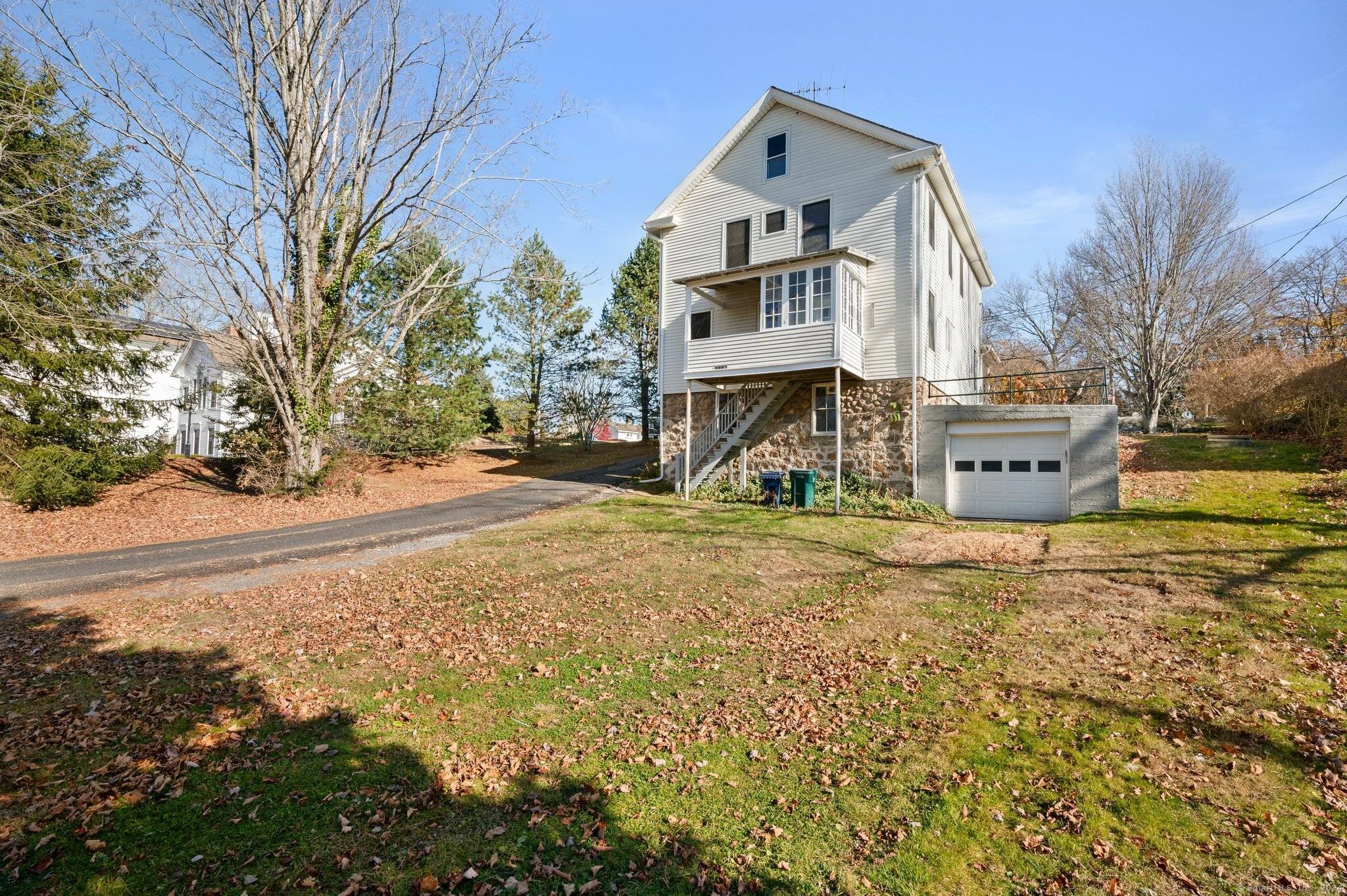 Nicely located in the center of Old Lyme's historic village, the home is ideally connected to the Old Lyme art community the quintessential New England era lifestyle.
