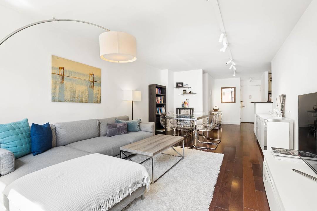 Just Listed ! Large, Renovated One Bedroom at The Victoria HouseQuiet and full of sunlight, this beautifully renovated one bedroom, one bath apartment features a huge living room that easily ...