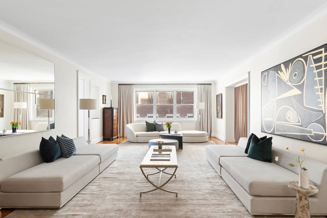 Welcome to 710 Park Avenue, an exceptional residence in the heart of the Upper East Side, where timeless elegance meets modern comfort.