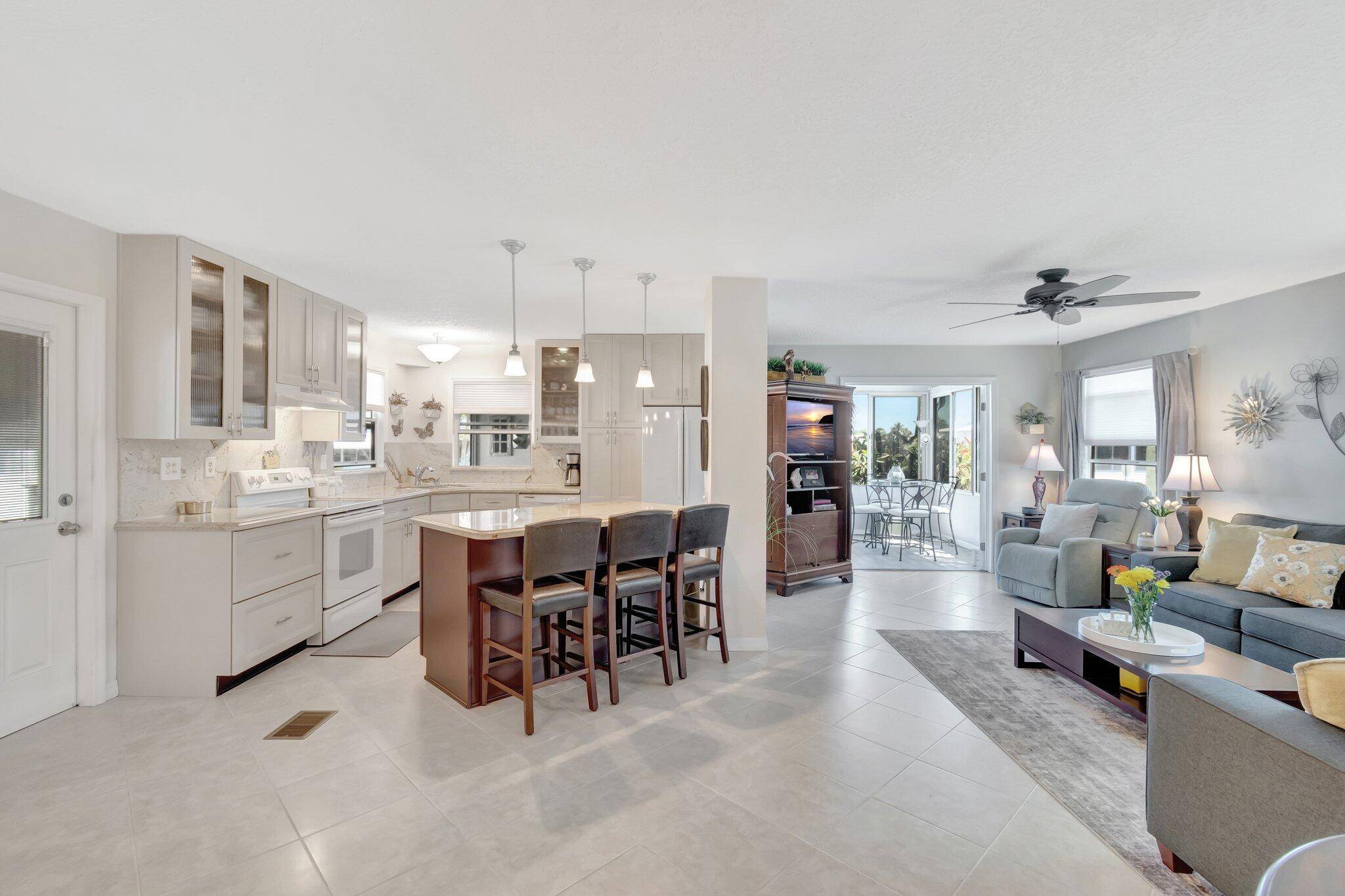 THE CROWN JEWEL OF JAMAICA BAY with almost 2, 000 sq ft !