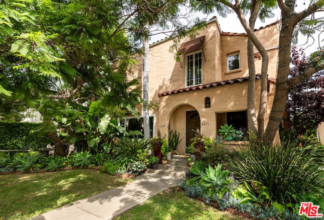 6213  W 6th St Beverly Grove LA