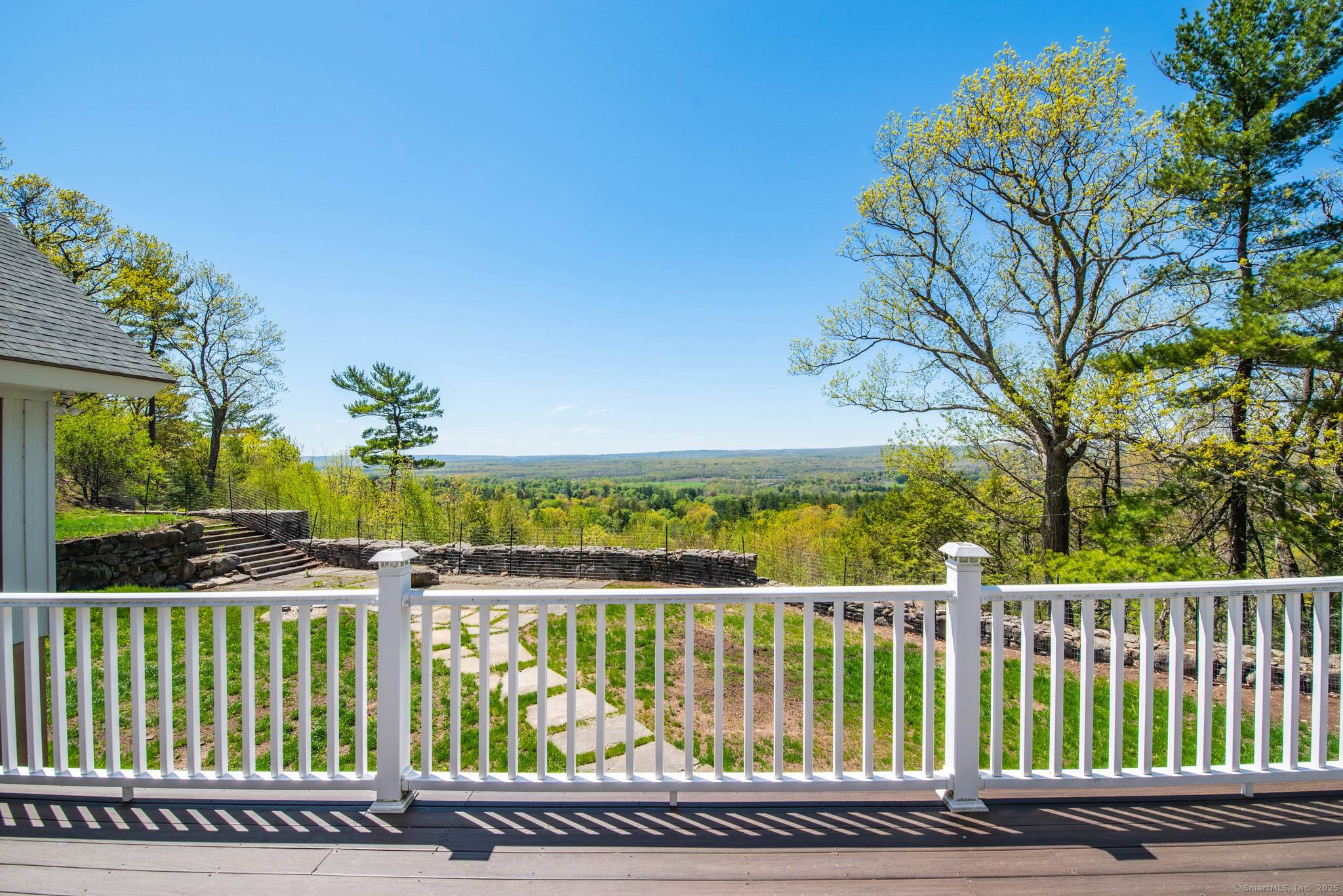 A private retreat with spectacular western views, Farmington's highest point displays spectacular valley views as seen from the 1 8 mile ridge line.