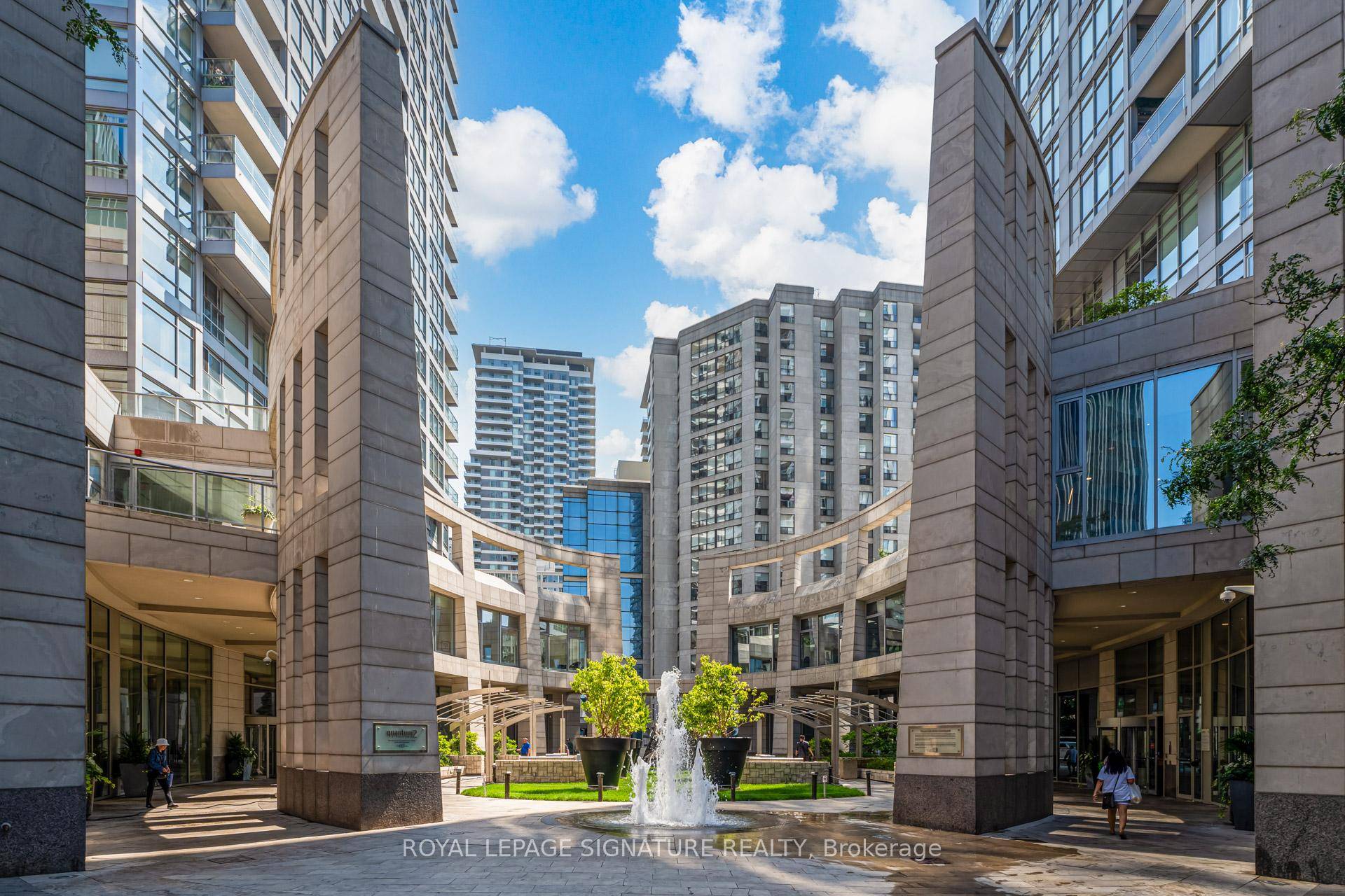 Spacious, Completely Renovated Unit !