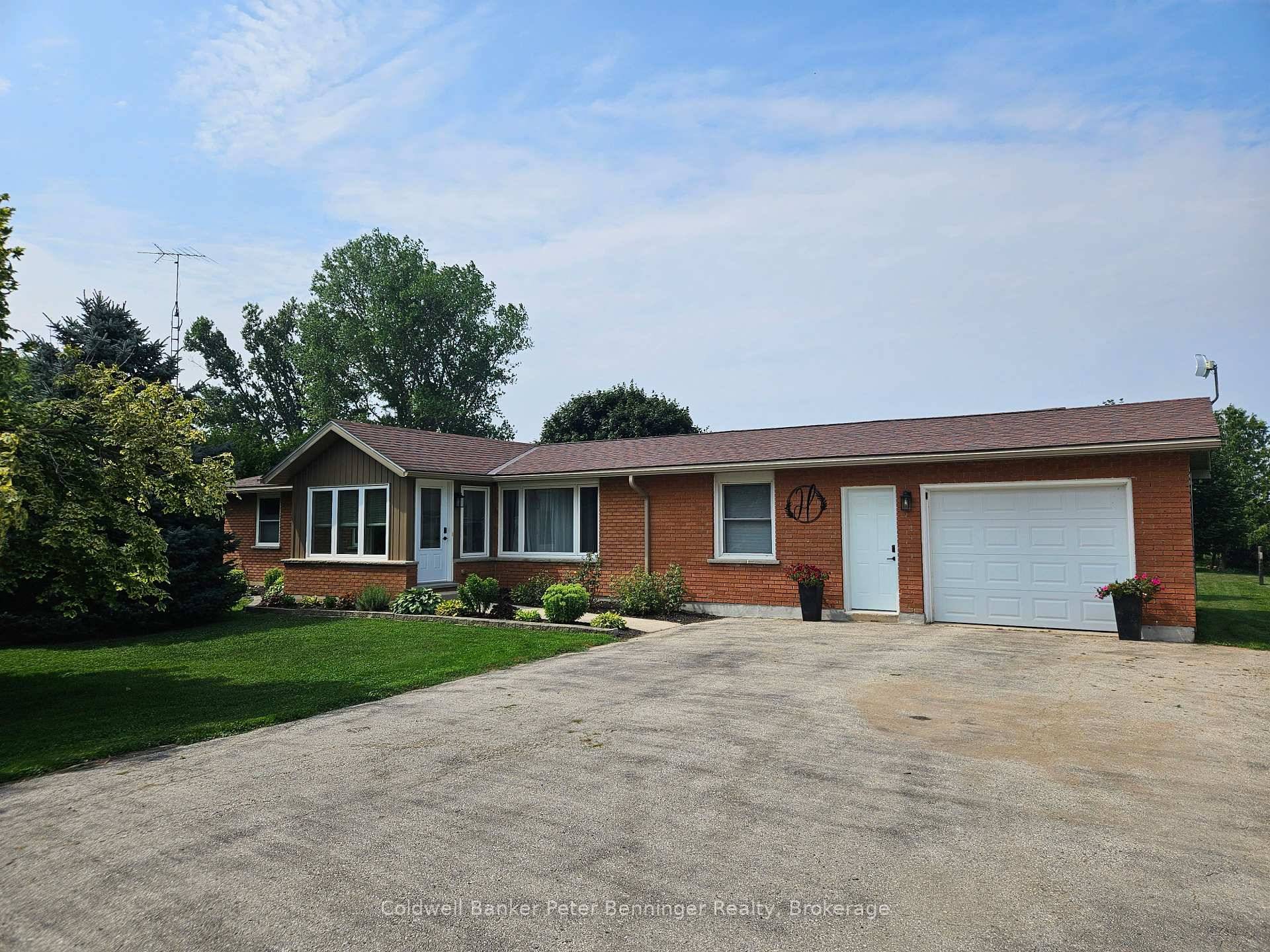 Charming, move in ready bungalow just minutes from Walkerton !