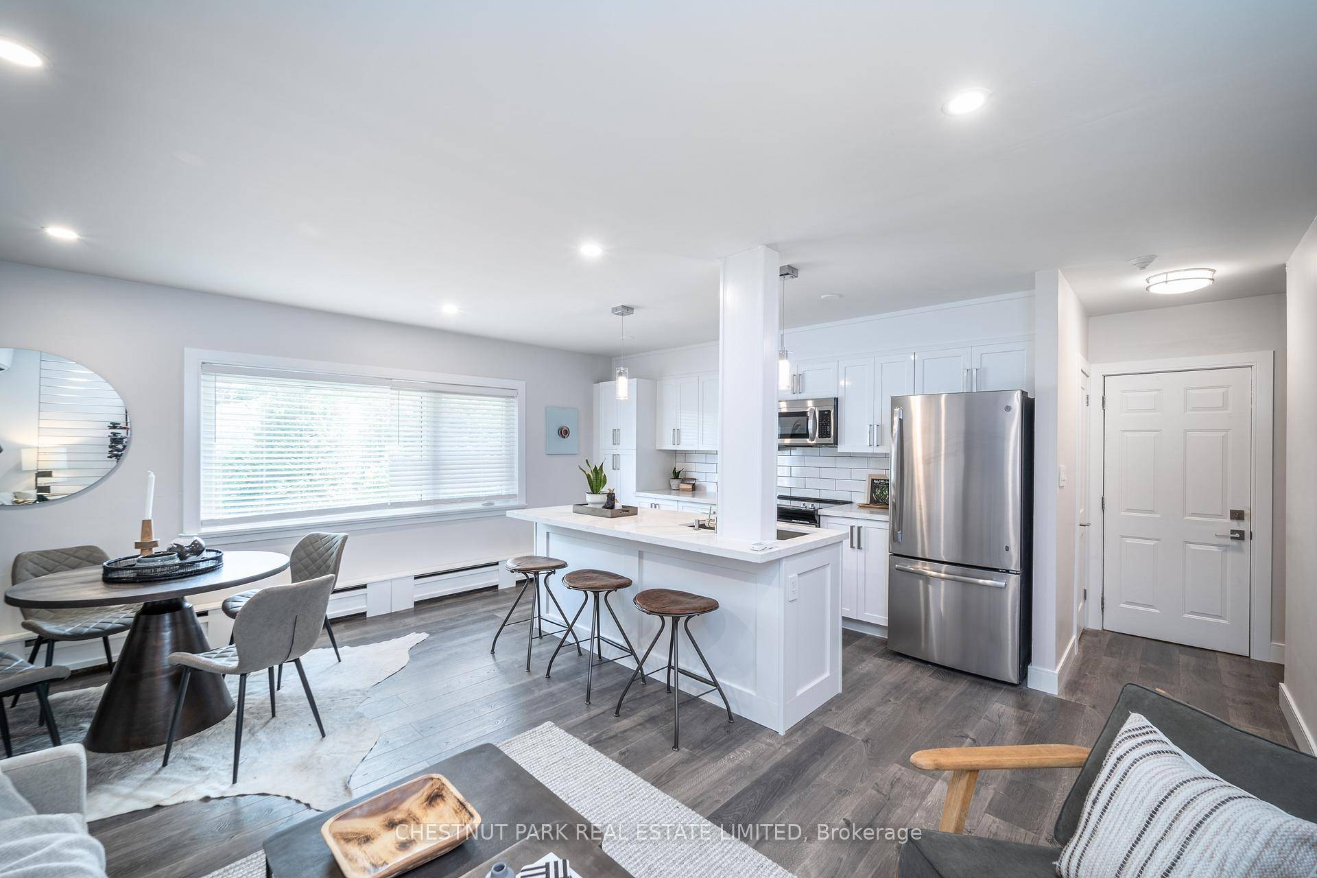 Beautifully renovated two bedroom unit in the heart of Mimico !