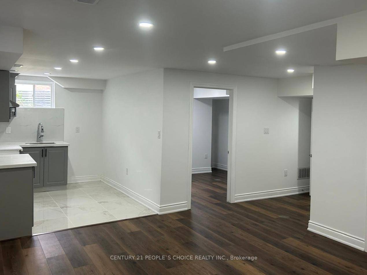 This brand new 3 bedroom 1 bathroom basement offers the perfect blend of modern style and comfort.