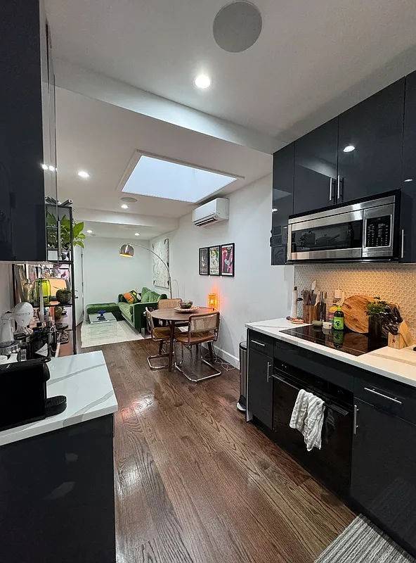 Modern Renovated 2 Bedroom, 1 Bath in Prime East VillageThis beautifully renovated apartment offers the perfect blend of style and function, featuring 2 spacious bedrooms and 1 sleek bathroom in ...