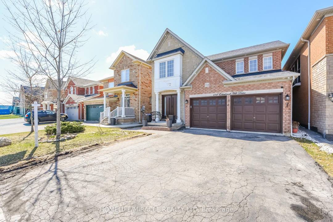 Gorgeous Detached Home In A Great Neighborhood, Beautiful Layout, Well Kept, 4 Spacious Bedrooms, 3 Bath, Double Car Garage.