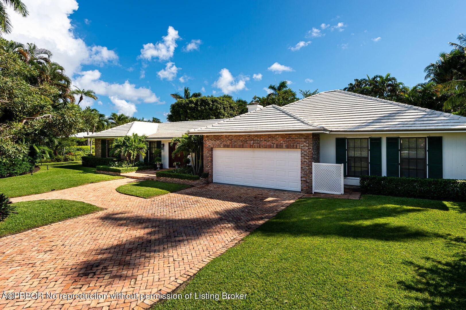 Close to Town perfect family vacation home has 5 bedrooms 3 full baths and 2 powder rooms.