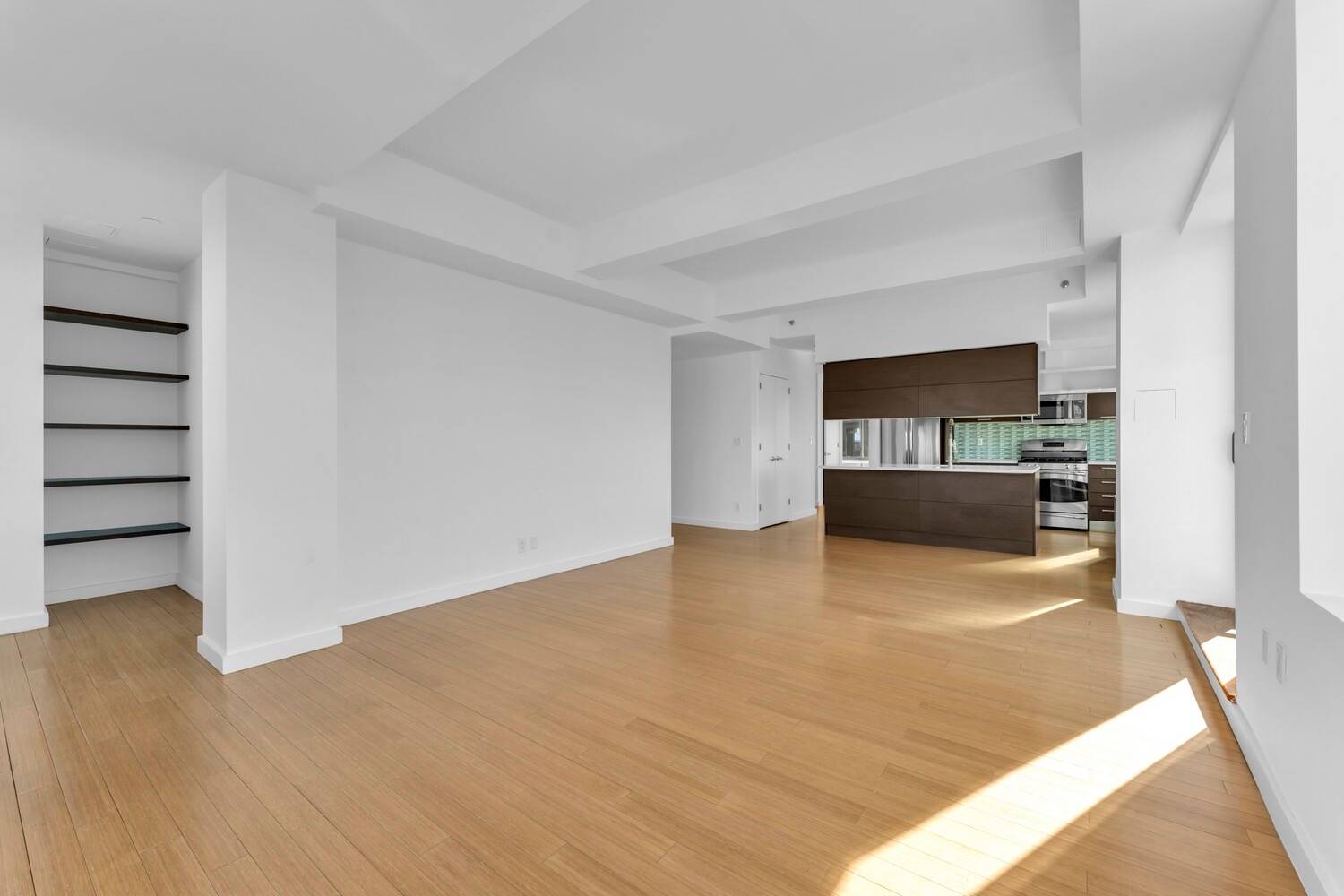 Experience sophisticated living in this immaculate three bedroom, two bathroom full floor penthouse at Observatory Place.