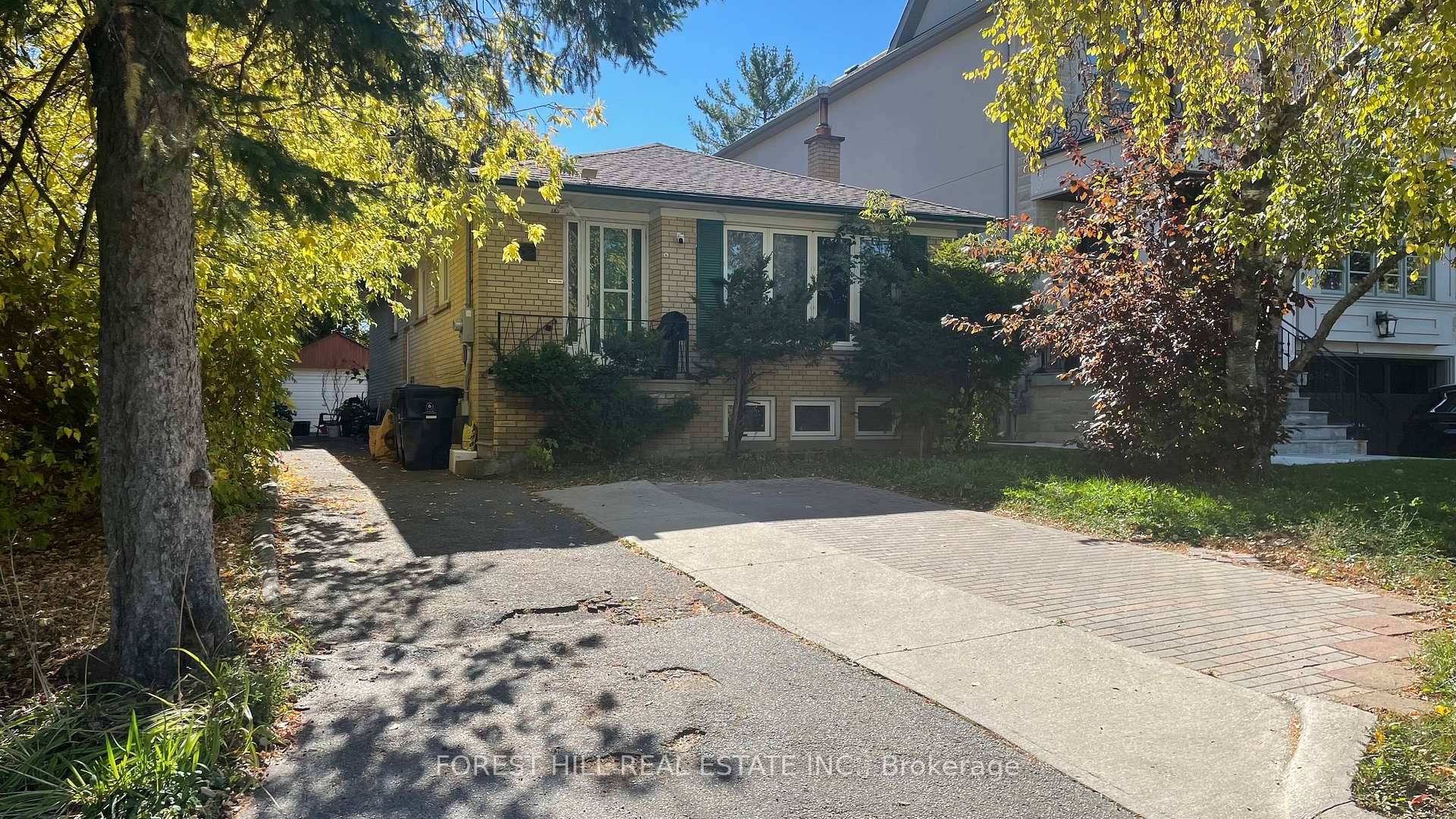 Prime Willowdale West Building Lot At 155 Churchill Ave Build A New Custom Built Home In This Very High Demand Pocket Many New Custom Homes Along Churchill Ave And All ...